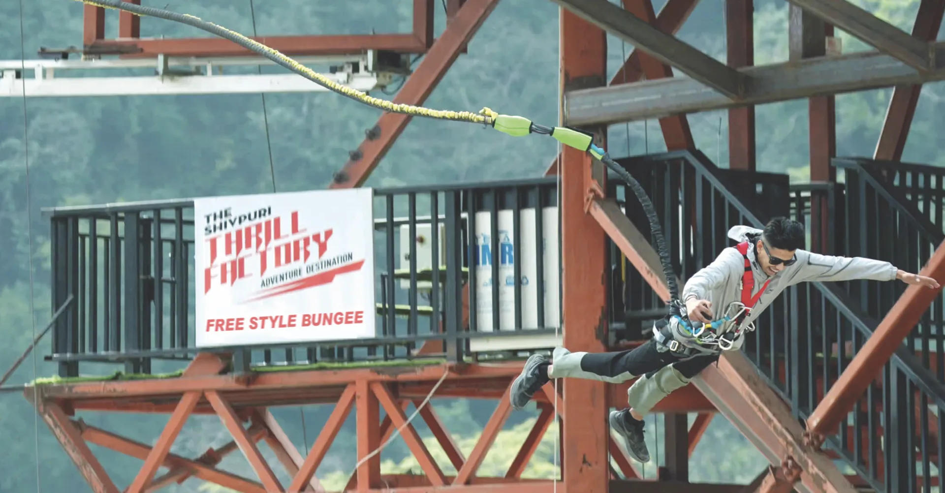 Operator-Approved Freestyle Jump Stance on Launch Deck
