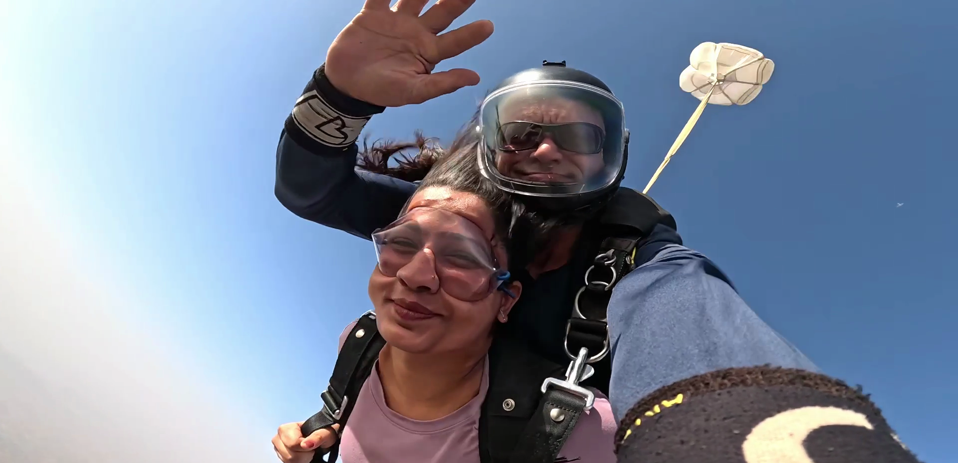 10,000 ft Tandem Skydiving in Narnaul — photo 5