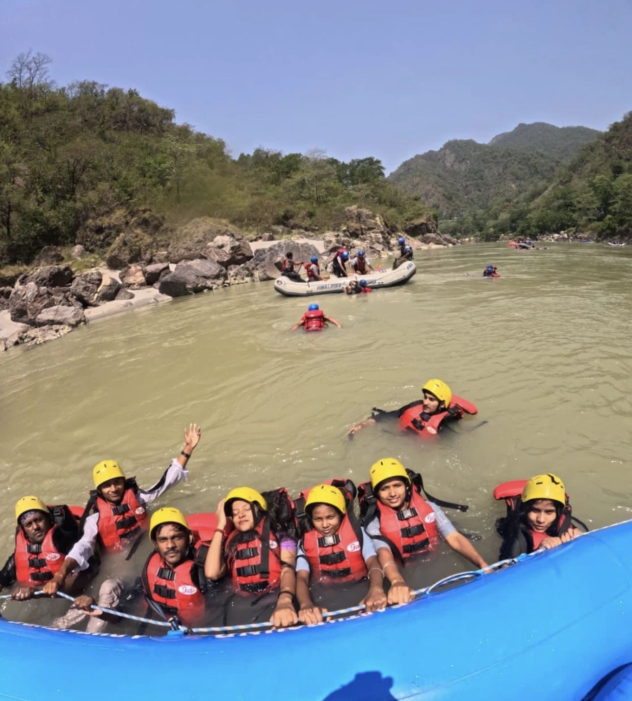 14km Expedition River Rafting in Kullu Manali (Long Stretch) — photo 4