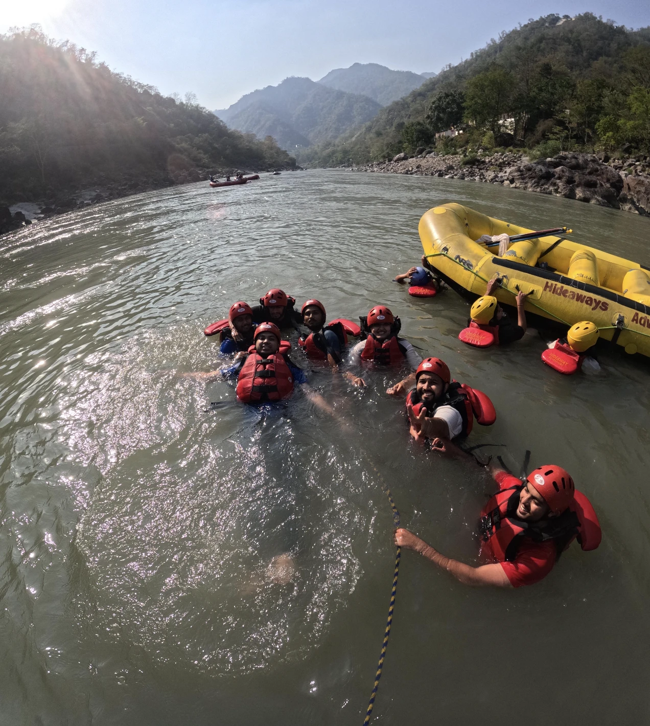 14km Beas River Whitewater Rafting (Kullu Valley)