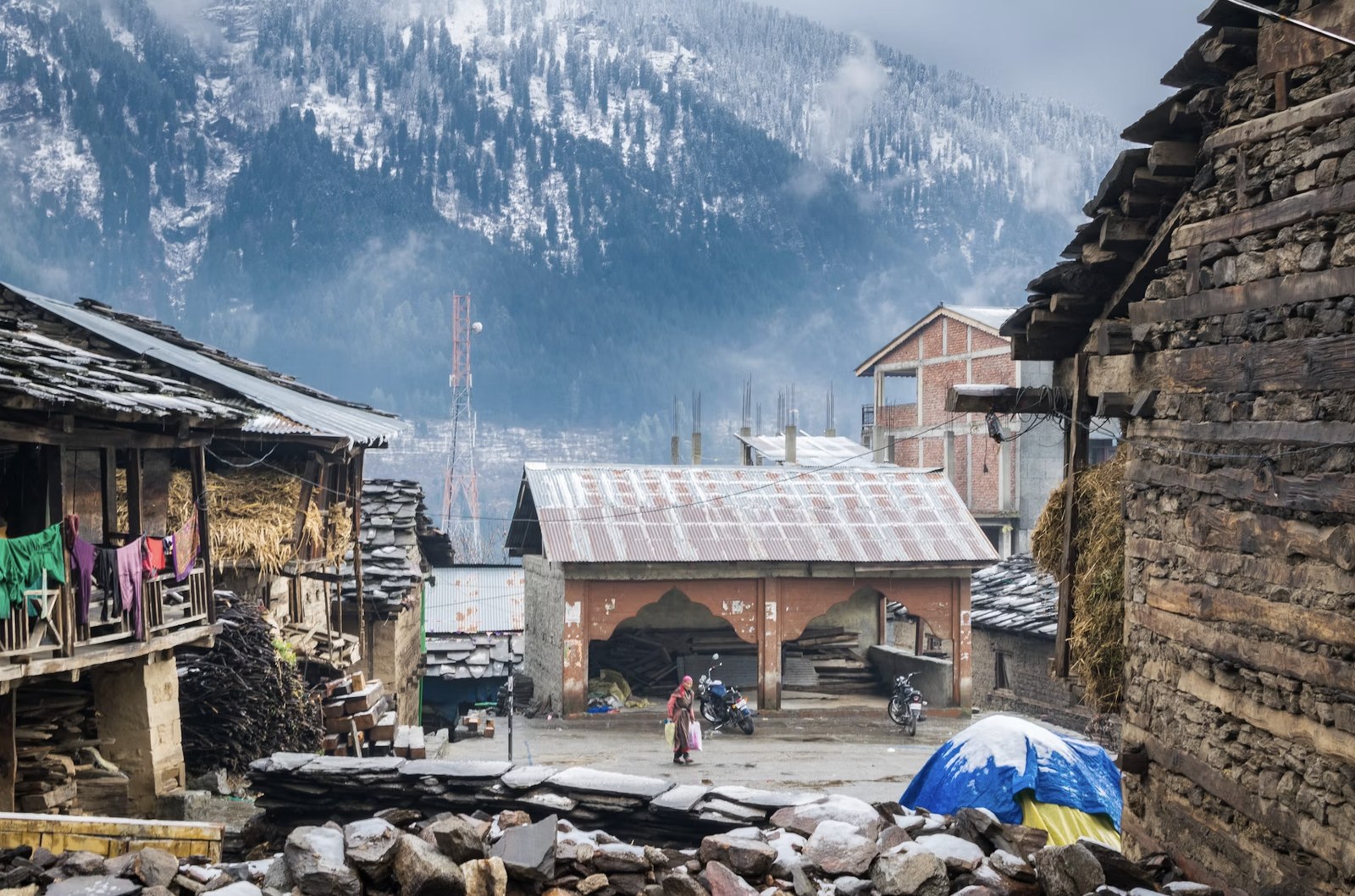 Charming traditional Himachali stone-and-timber village homes in Old Manali